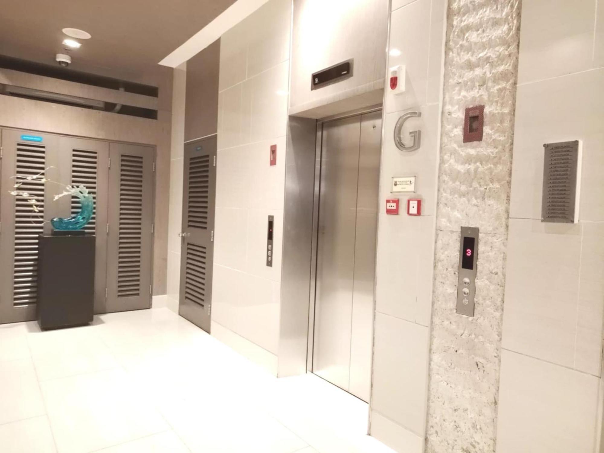 Shore One Condotel At Mall Of Asia, Philippines 파사이 외부 사진